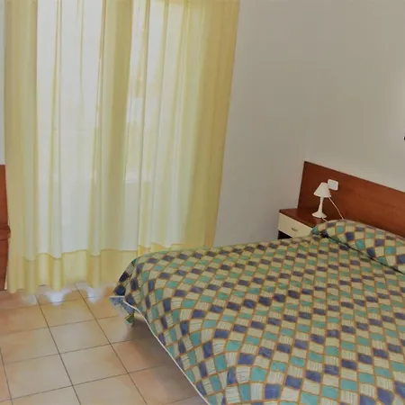 One Bedroom Flat In A With A Pool