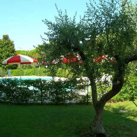 One Bedroom Flat In A With A Pool Bibione